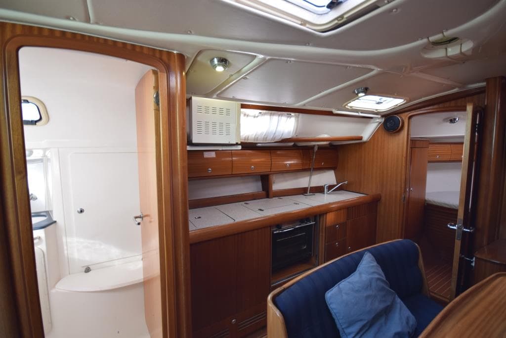 Bavaria 38 Cruiser - miniatura 9