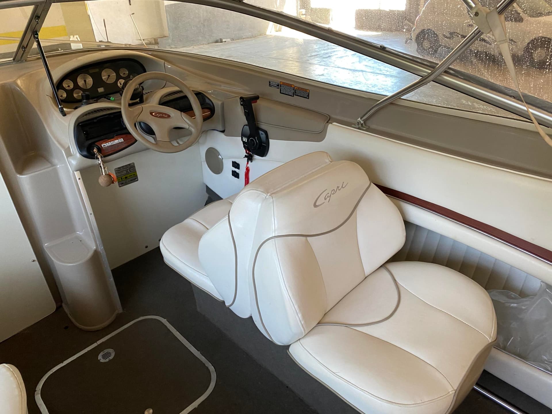 BAYLINER CAPRI 2052 LS - miniatura 4