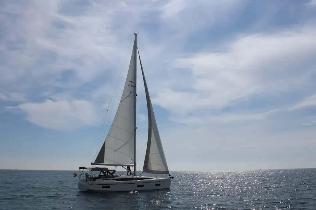 Bavaria C42