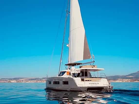 Aventura Catamarans 37