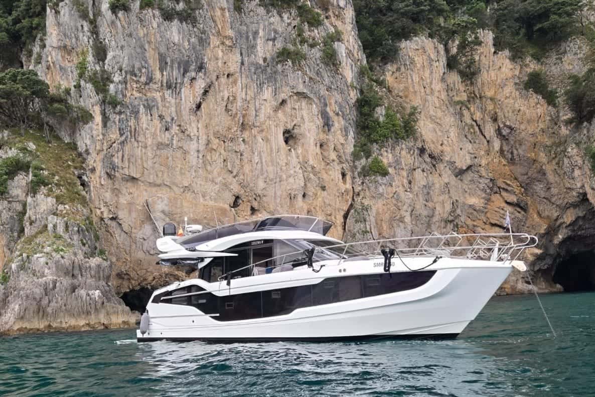 Galeon 440 Fly