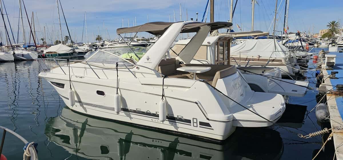 JEANNEAU LEADER 8