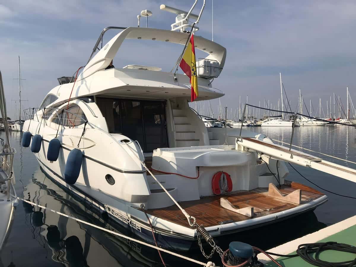 SUNSEEKER MANHATTAN 64